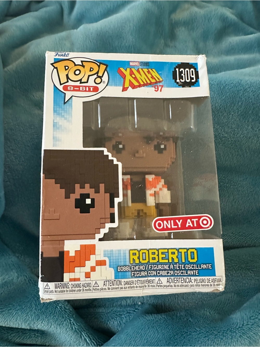 Funko Pop! 8-Bit Roberto - White, Orange, Yellow